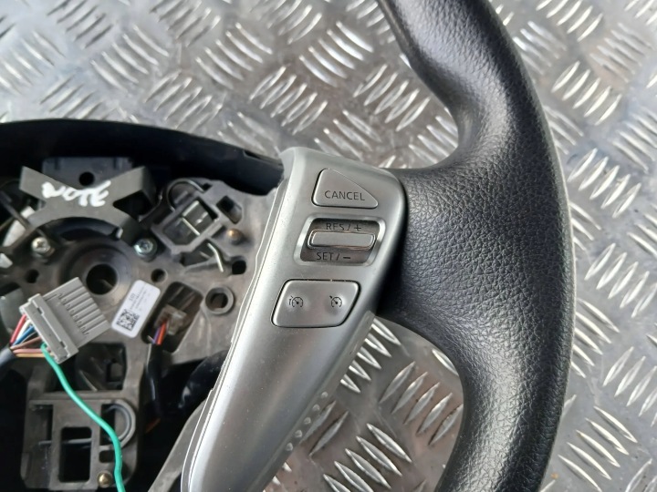 фото №8, Nissan note e12 кермо мультифункція 2013r