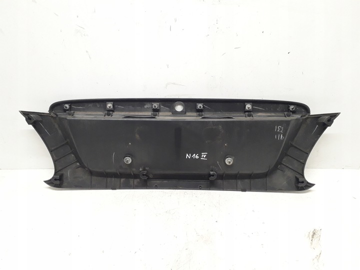 фото №8, Nissan almera n16 03- накладка крышки багажника 84810-5m300 лак ky5