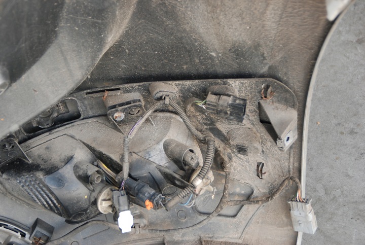 фото №11, C4 picasso ii бампер зад комплектный ezr pdc