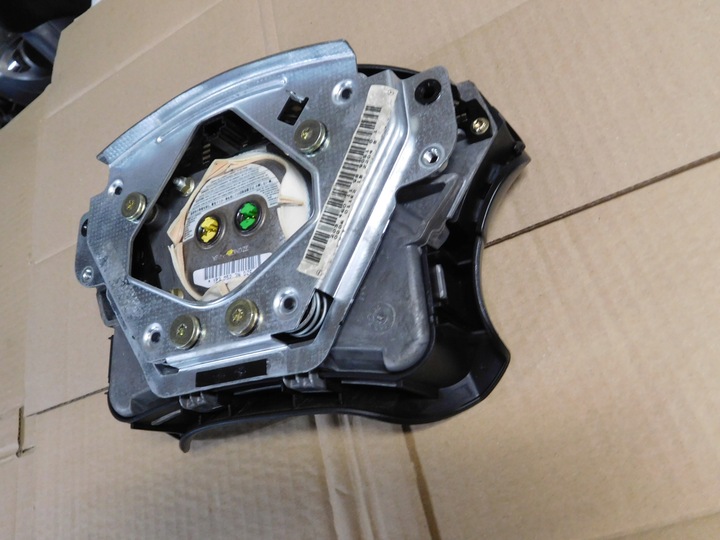 фото №10, Mercedes c класс w203 подушка водителя 4601198