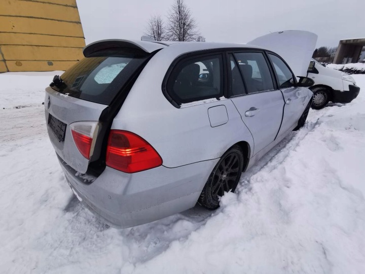 фото №10, Bmw 3-серия петля передних дверь - передние 2008 2.0l a046574 a046574