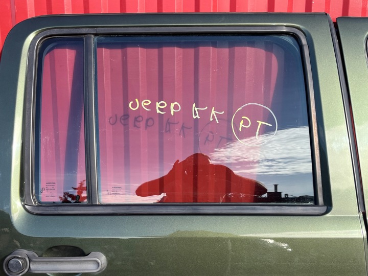фото №12, Jeep cherokee liberty kk дверь правая зад оригинал красивый