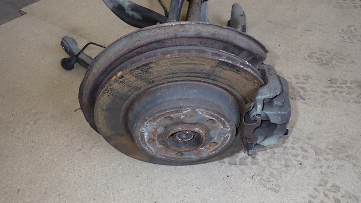 фото №9, Поворотный кулак ступица подвешивание зад левая w220