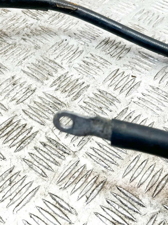 фото №8, Клема плюсова mercedes-benz sl r107 1075403930 30826431 3.8l 150kw 1983