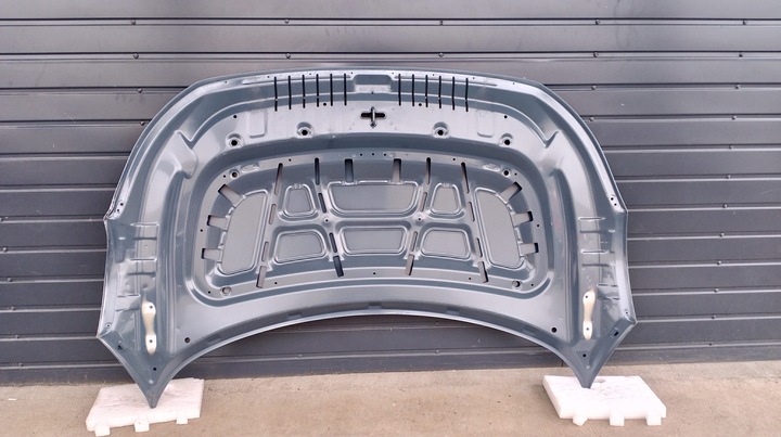 фото №6, Hyundai ioniq 5 капот крышка двигателя голубая