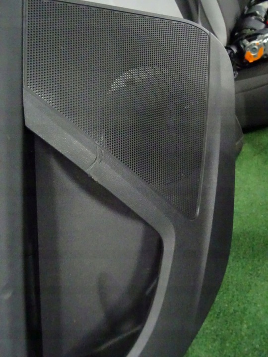 фото №5, Сиденья диван обшивки seat leon iii fr 5d