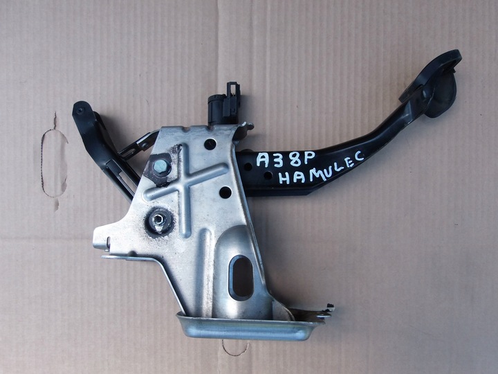 фото №1, Педаль тормоза 1k1721057f audi a3 8p 2.0 tdi 3 дверь