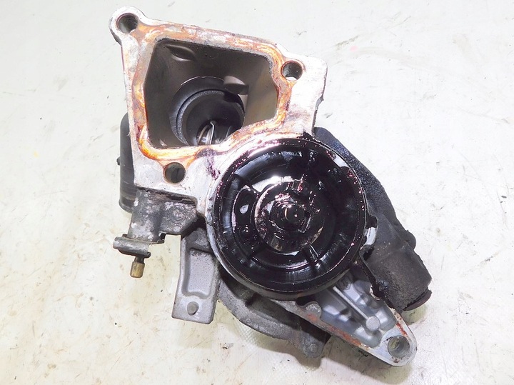 фото №8, Ford transit mk5 v 2.0di 03r вакуум wakum насос