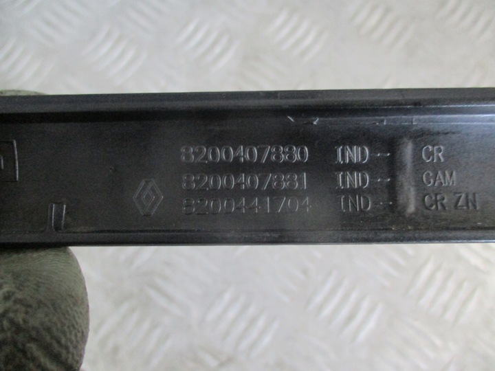 фото №8, Планка dekor панелі 8200407880 renault clio iii 1.5 dci 09-12r hb