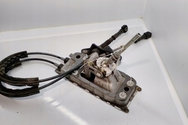 фото №8, Механізм зміни коробки передач vw passat b6 3c2 3c0711049ag 1.97l дизель 125kw