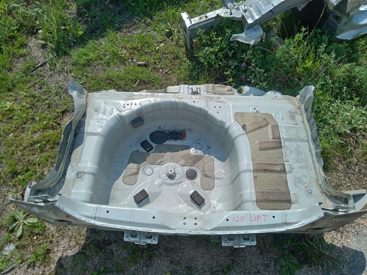 фото №1, Hyundai i20 рестайлинг pas зад пол ванна phw 12-14r