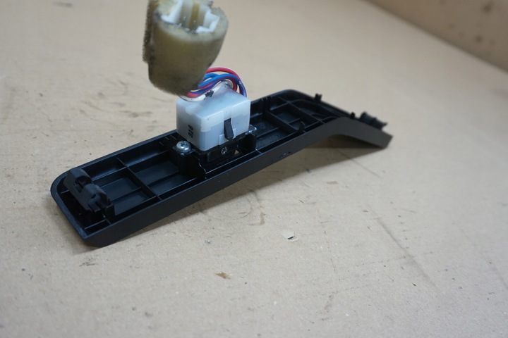 фото №8, Nissan patrol панель переключатель стекло правые перед переднее gr y60