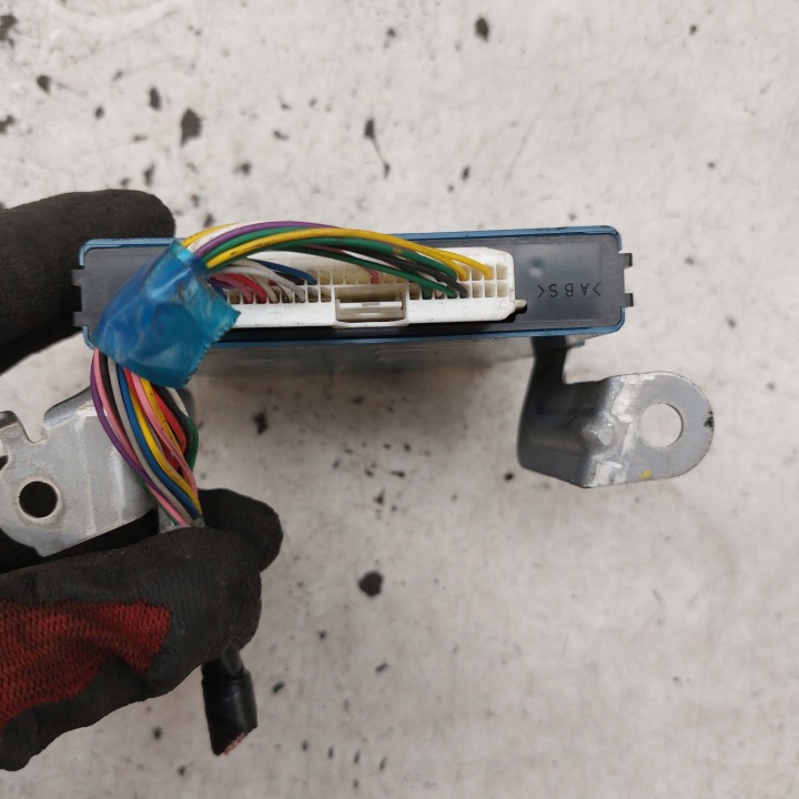 фото №9, Toyota prius ii 2 модуль блок керування  psc 89618-47011