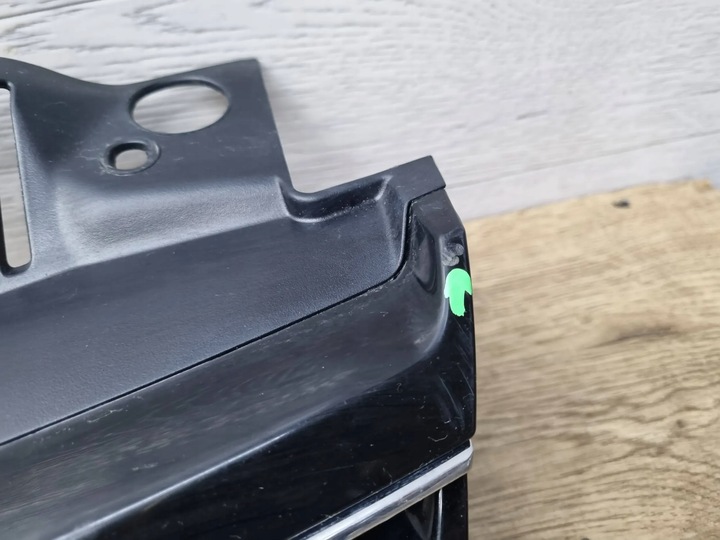 фото №7, Volkswagen golf vi 2009 з спереду решітка радіатор