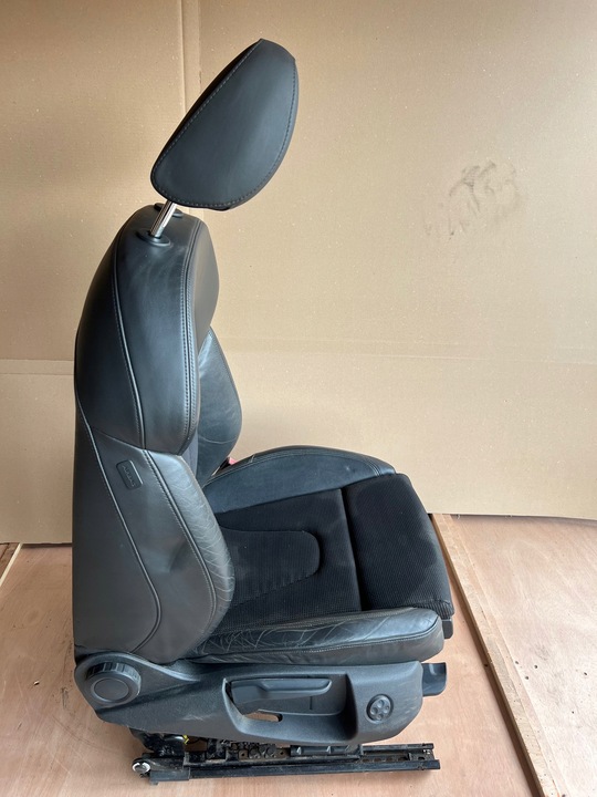 фото №5, Audi a4 b8 сидіння правий перед пасажира s-line pół шкіра