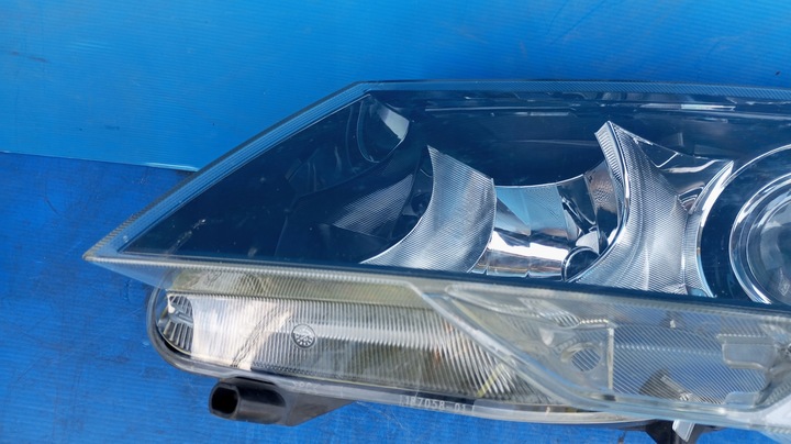 фото №9, Лампа лівий перед eu 3t1941017h ксенон поворотний skoda superb ii рестайлінг