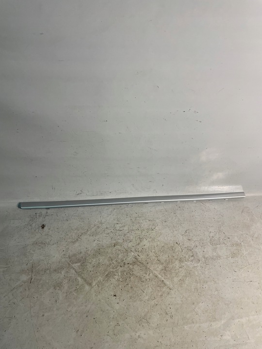 фото №1, Планка порогова ліва dacia sandero 8200742277 оригінальний номер нова