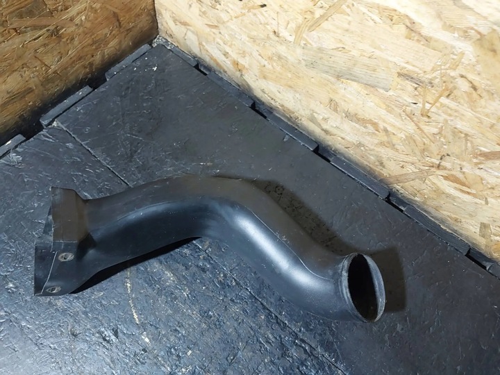 фото №11, Запчасть трубы впуск воздуха радиатор топлива bmw 5 e39 530d 2247826