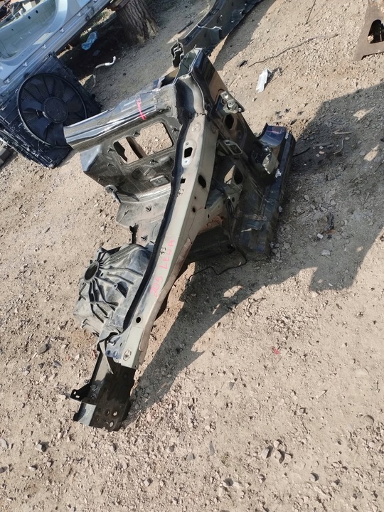 фото №1, Mercedes w205 чверть ліва перед лонжерон поріг ідеальна sedan універсал c205