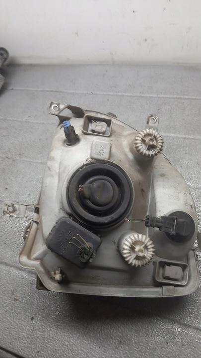 фото №10, Фара правые opel agila 1.0b 00r 09204188