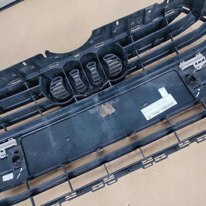 фото №9, Решётка радиатора решётка audi a4 b9 8w0853651