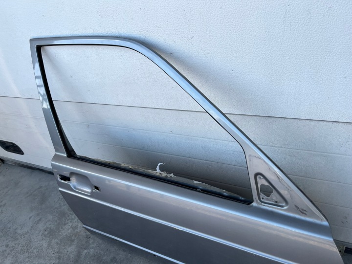 фото №6, Двері праві передні праве перед mercedes w201 190