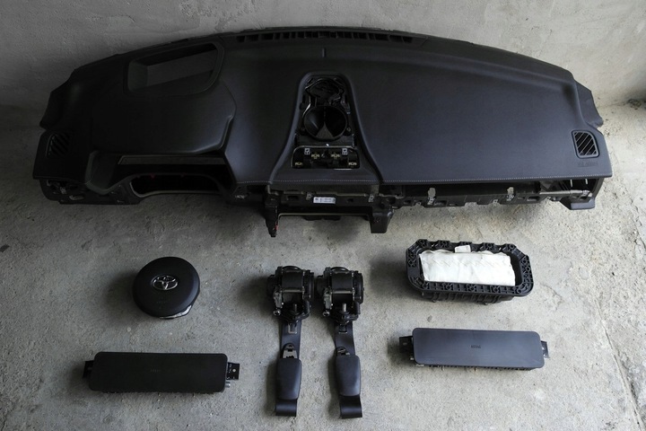 фото №1, Toyota supra mk4 подушка безпеки ремені панель консоль капот pulpit полиця pas