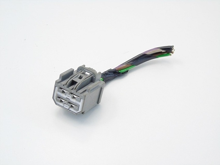 фото №1, Штекер разъём ford focus mk2 mk3 mondeo 4 c-max 2