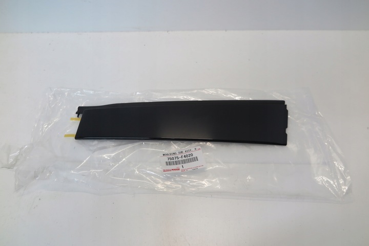 фото №1, Toyota c-hr планка стійка двері правий зад оригінальний номер 75075f4020