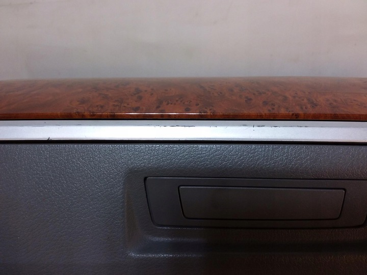 фото №10, Chrysler town country v бардачок пассажира панели