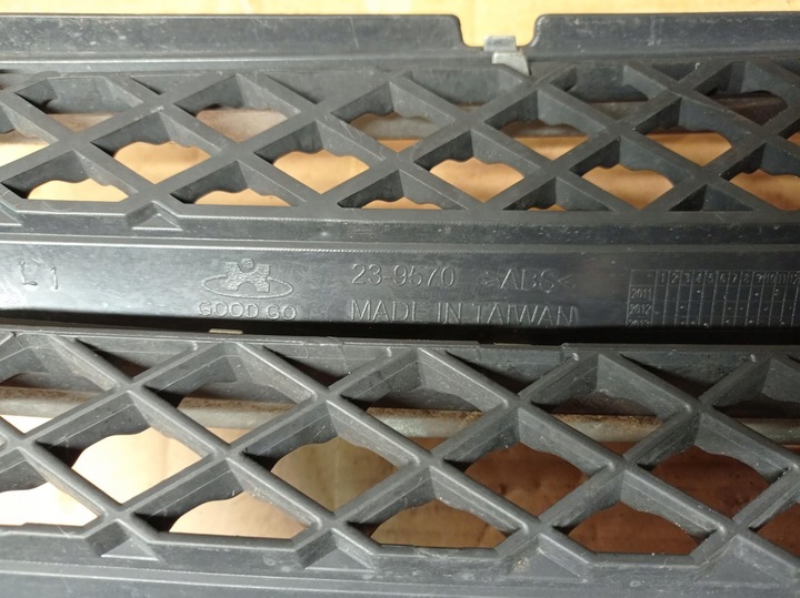 фото №7, Решітка радіатора решітка mercedes cl вигляд замінник