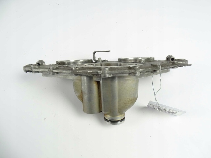 фото №2, Mercedes c клас w204 1.8 cgi корпус розподільний вал