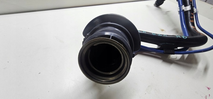 фото №10, Toyota corolla xii e21 хэтчбек hb 1.8h труба заливка заливная горловина топлива 77201-02611