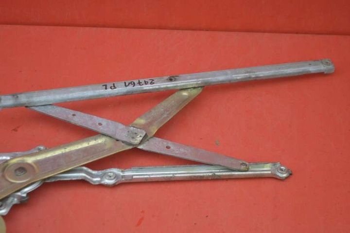 фото №10, Подъемник стекла левый перед eu 82720-10090 toyota starlet p9 3d 96-99