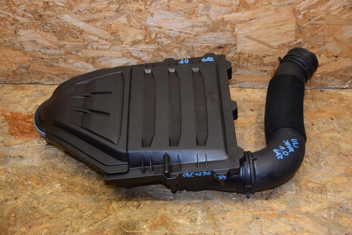 фото №1, Корпус фільтра повітря bez труби polo vi ibiza 04c129620a 1.0 b оригінал