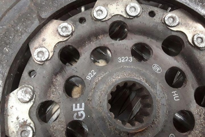 фото №10, Комплект зчеплення opel signum 9223223 2.2l бензин 114kw 2004