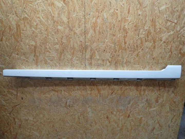 фото №1, Планка порогова ліва поріг лівий vw volkswagen passat b8 3g 2014- 3g0853857