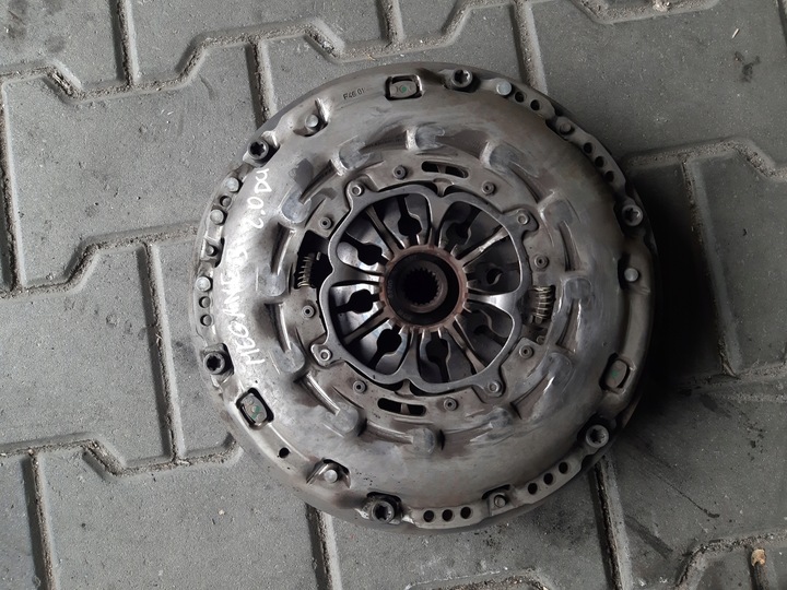 фото №1, Renault megane 3 iii 08r- 2.0 dci колесо двомасовий