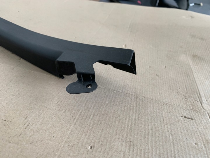 фото №9, Ford mustang mach-e 2021r планка рамка двері праві перед передня оригінал