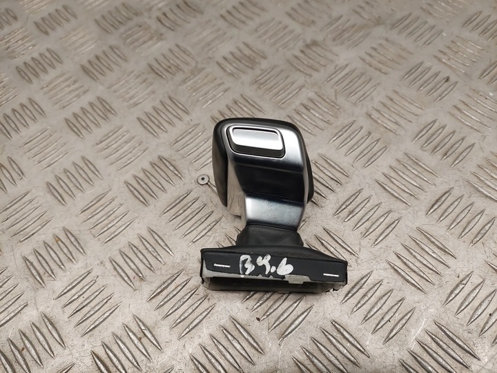 фото №7, Audi a4 s4 b9 8w1713140d з спереди ручка