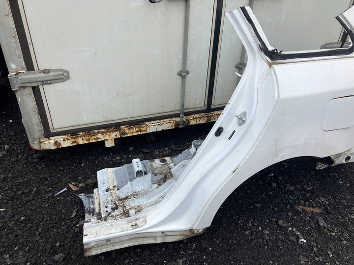 фото №6, Avensis t27 рестайлінг t29 універсал чверть крило ліва лівий зад задній