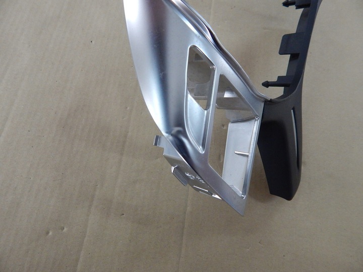 фото №7, Рамка накладка кермо mercedes w246 w166 w204 рестайлінг w212 рестайлінг колір чорний