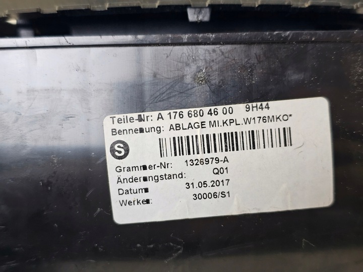 фото №6, Захист бардачок попільничка консолі тунелю mercedes w176 a1766804600