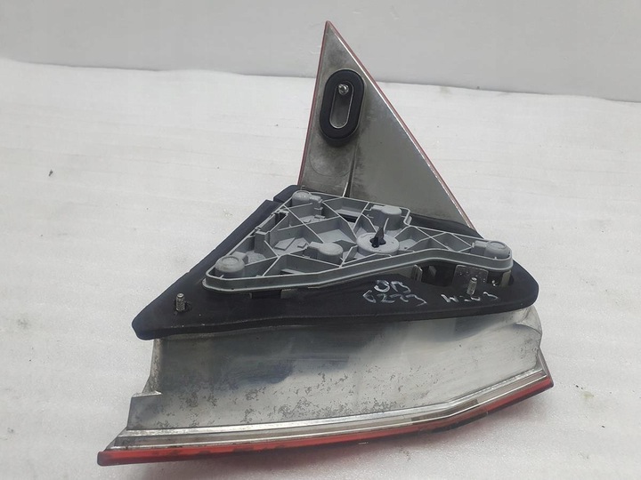 фото №10, Лампа правий зад sedan mercedes w203 eu