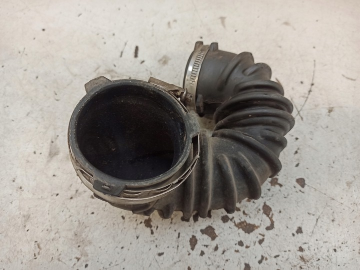 фото №12, Audi a6 c6 2.0tfsi труба шланг шланг воздуха 06d129627h