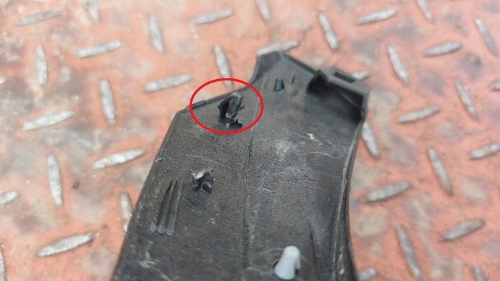 фото №12, Планка накладка дверь левый зад toyota rav4 v 18-