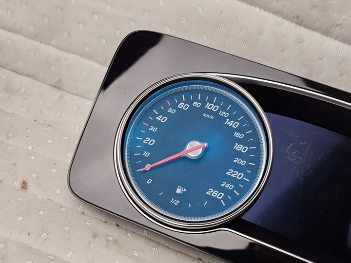 фото №7, Спидометр манометр приборы экран монитор дисплей консоли mercedes w213