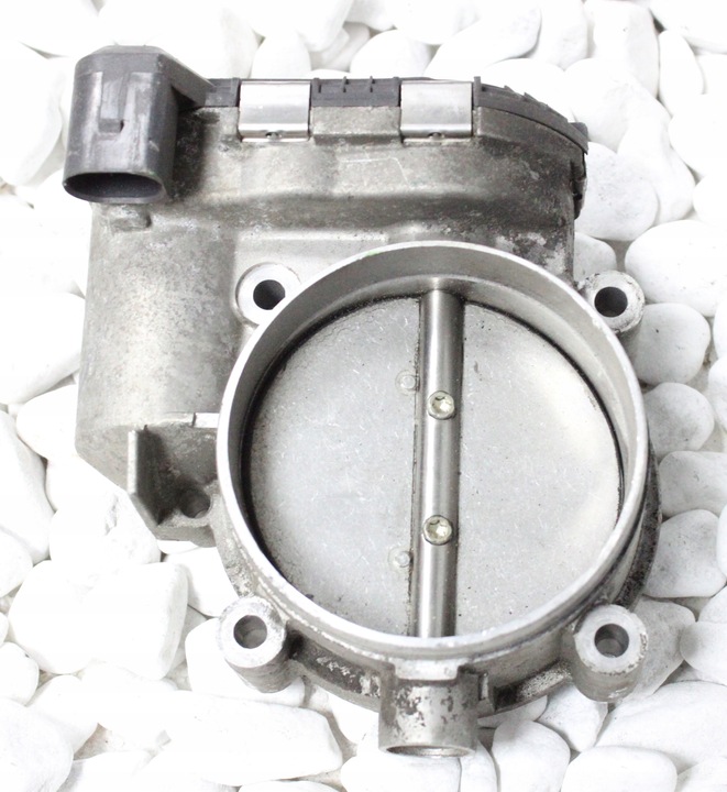 фото №1, Audi rs6 c5 дроссельная заслонка 4,2 077133062c