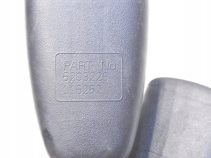 фото №8, Застёжка ремня безопасности перед saab 9-5