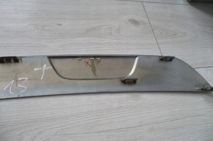 фото №12, Mercedes a w213 планка хром накладка бампер зад